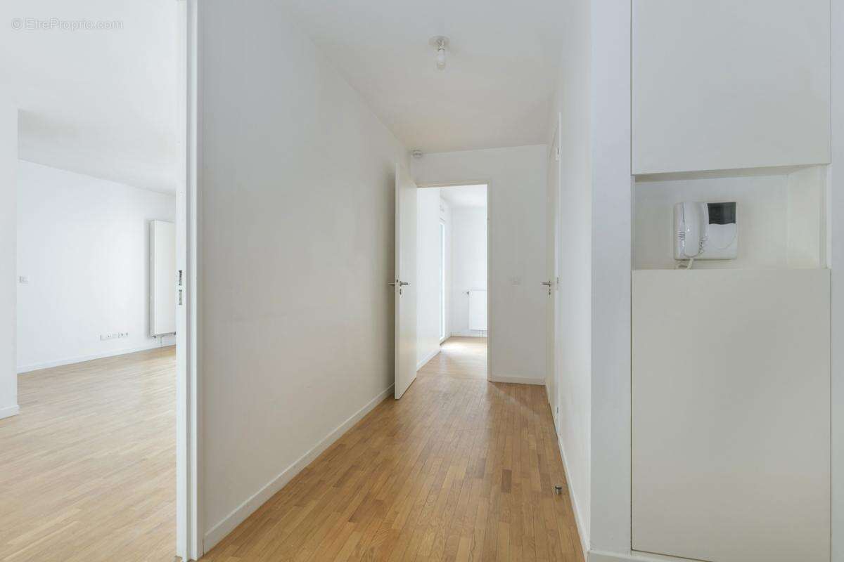 Appartement à SURESNES