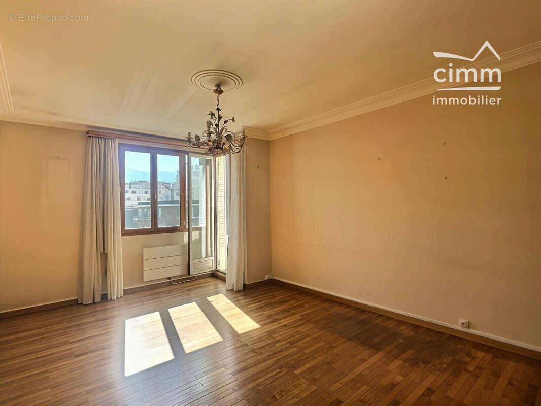 Appartement 82 m² à Grenoble  - photo 3
