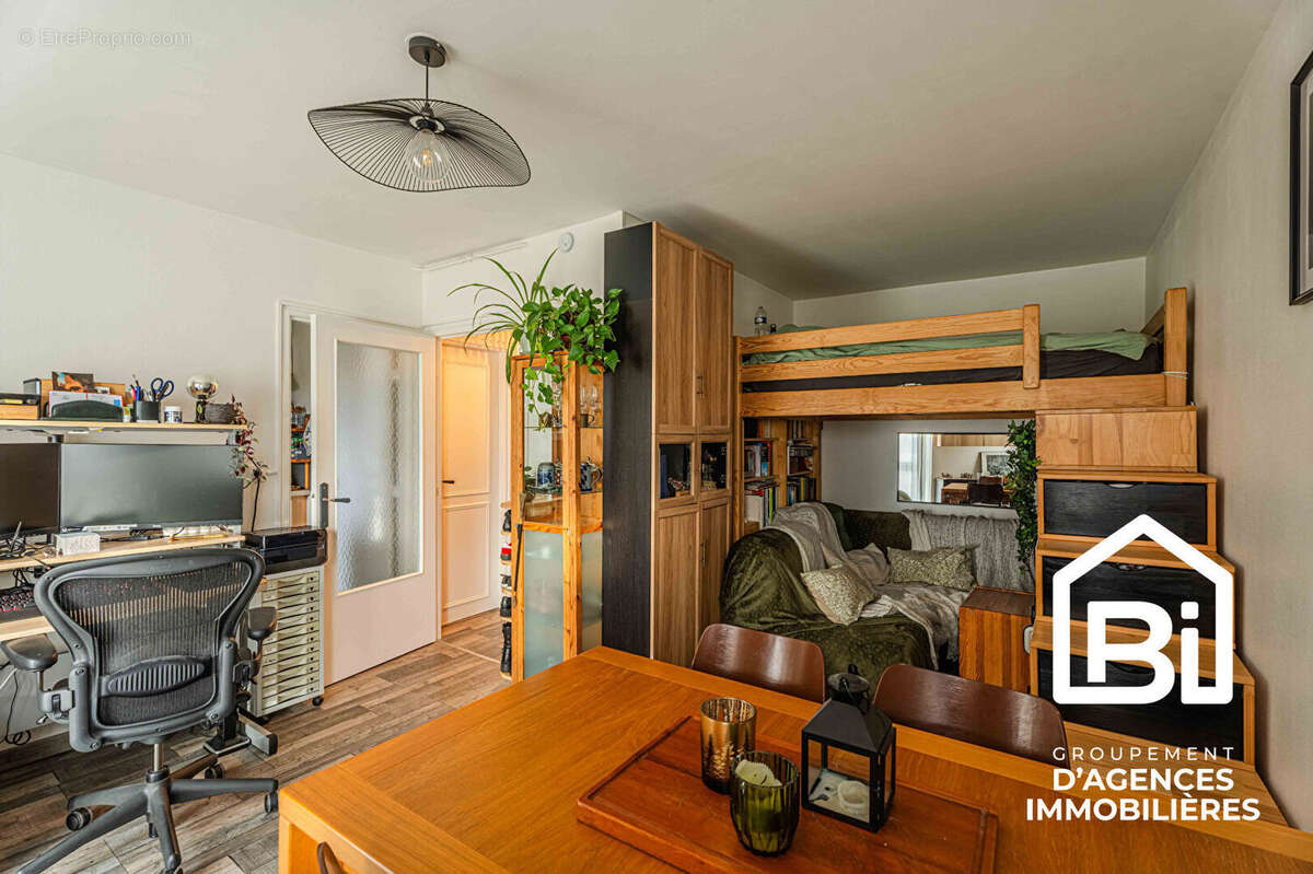Appartement à HEROUVILLE-SAINT-CLAIR