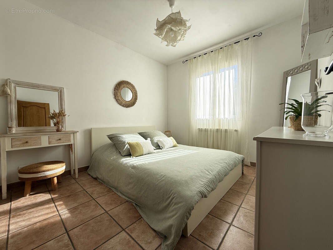 Maison à MEYRARGUES