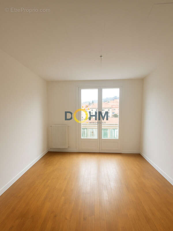 Appartement à LA RICAMARIE
