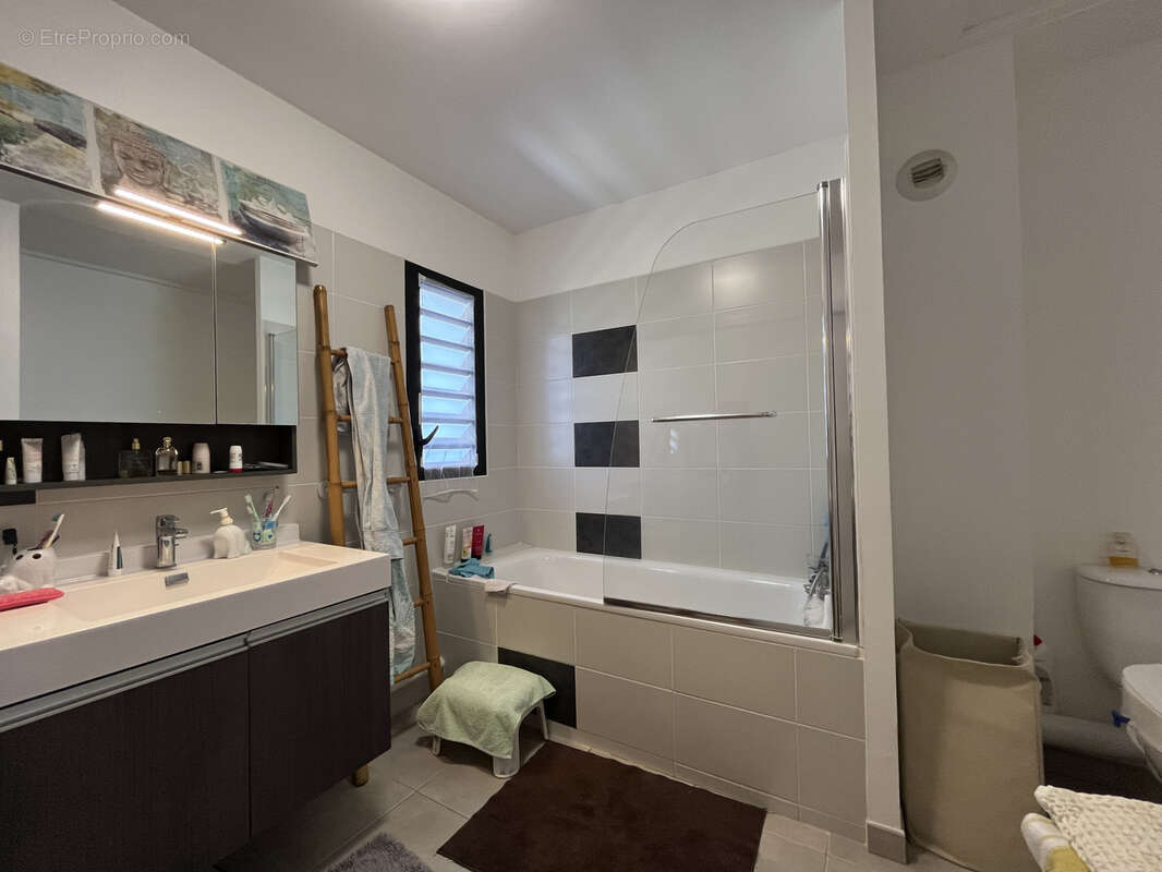 Appartement à SAINTE-MARIE