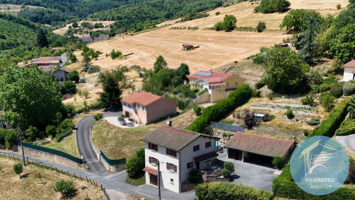 Maison à SAINT-FORGEUX