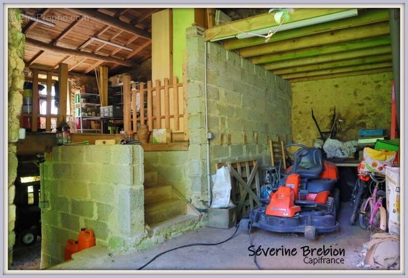 Maison à SAINT-REMY-SUR-DUROLLE