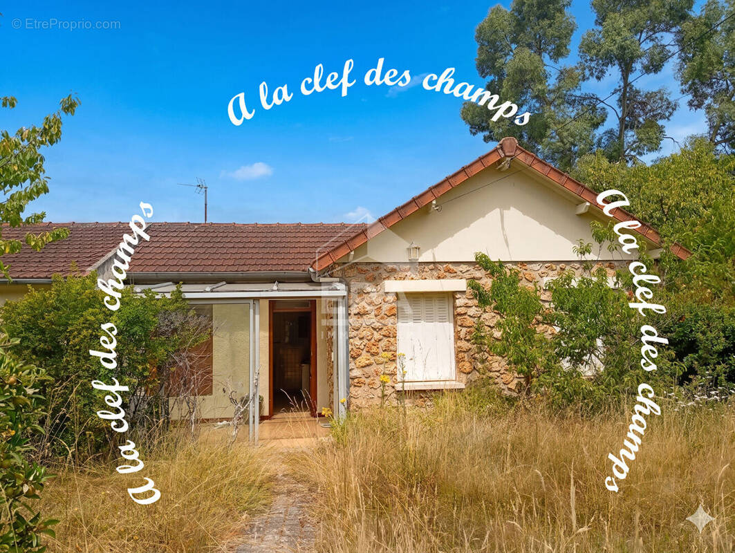 Maison à SAINT-REMY-LES-CHEVREUSE