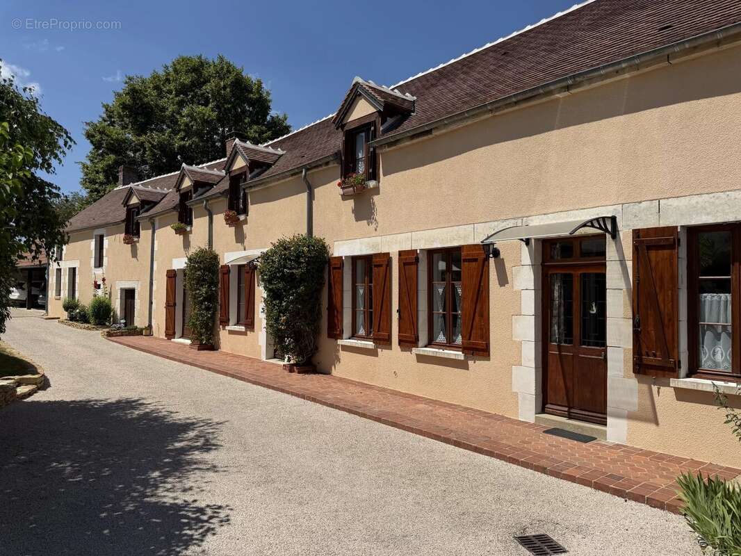À 10 min d’Auxerre - Belle maison familiale de 182 m² - photo 14
