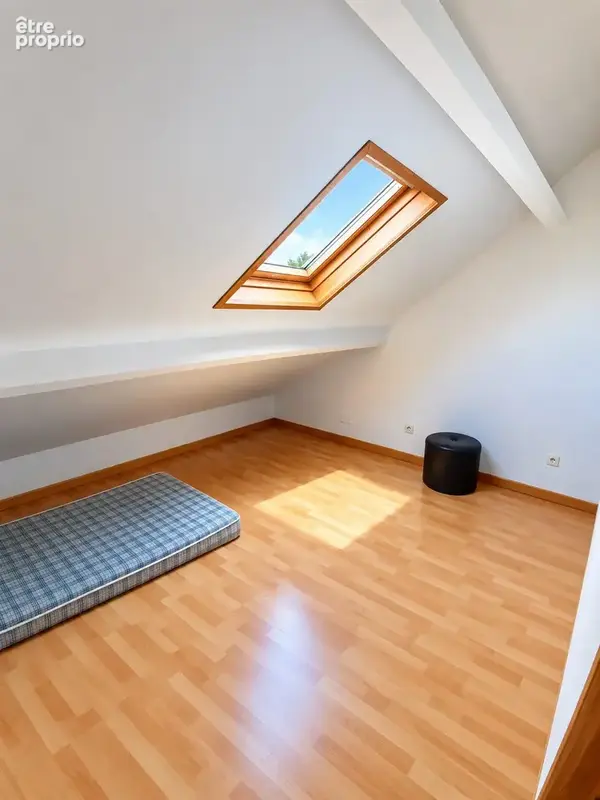Maison 8 pièces 94 m² à vendre à Valenciennes (59300) - photo 8