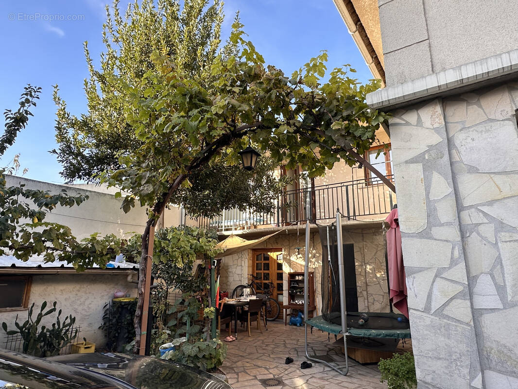 Maison à SAINT-DENIS