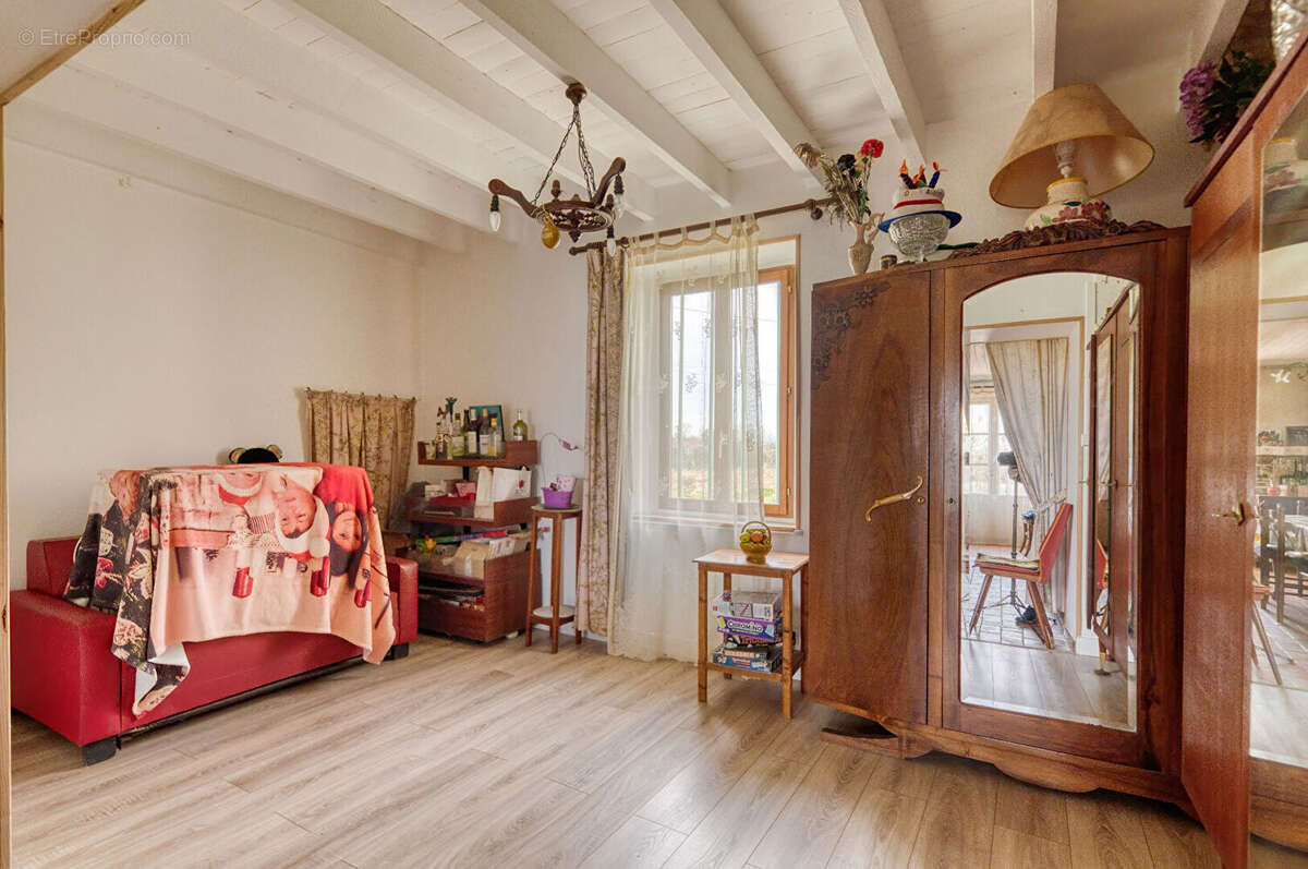 Maison à VILLARS-LES-DOMBES