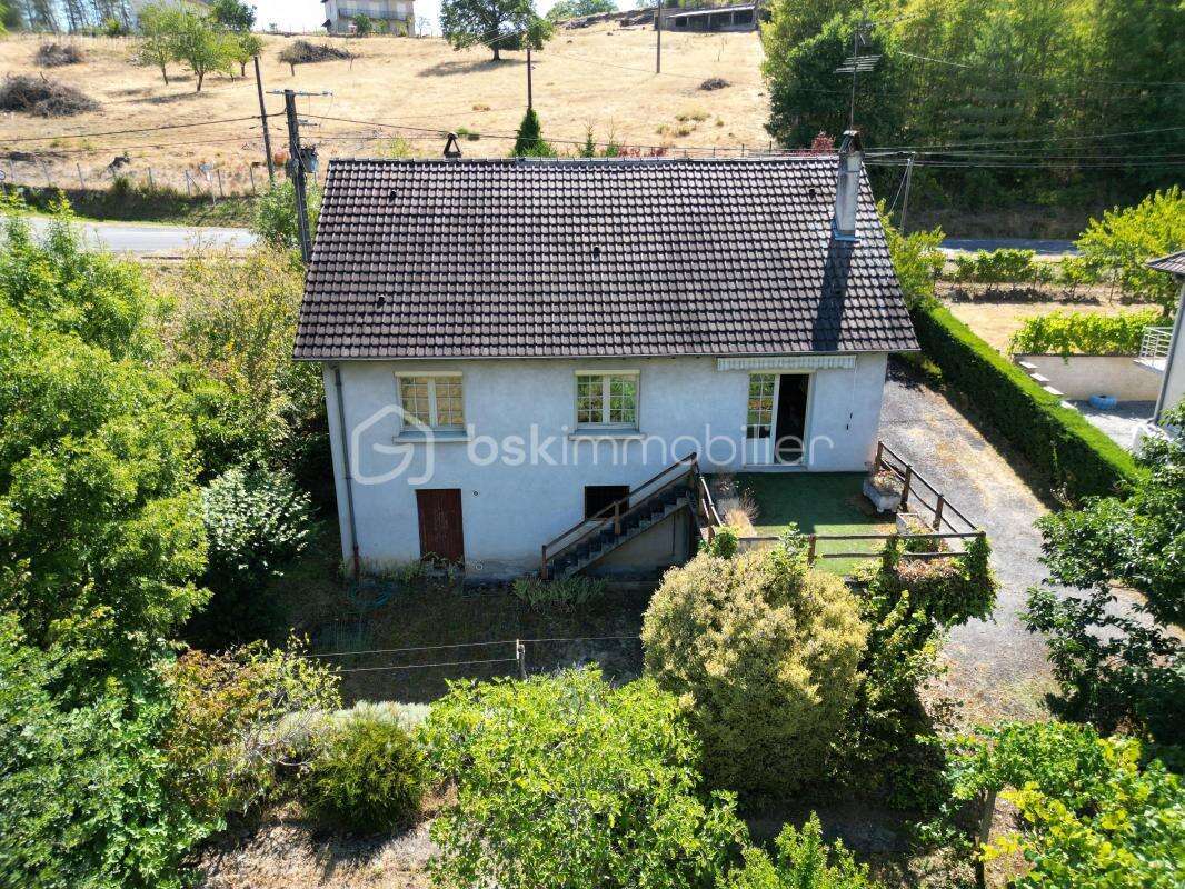 Maison lumineuse avec deux terrasses et parking à vendre ! - photo 2