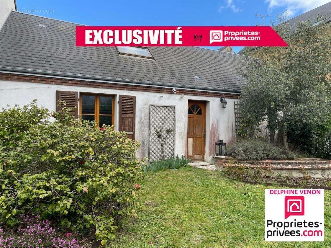 Exclusivité - Maison bourgeoise de 225 m² classe énergie C avec double garage et jardin en centre ville de Châteauneuf sur Loire - photo 17