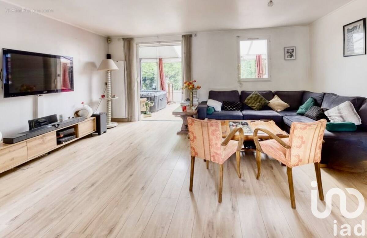 Photo 1 - Maison à RUNGIS