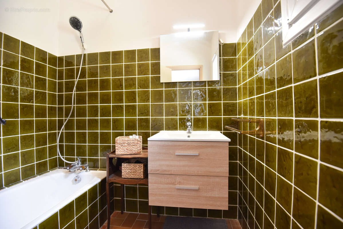 Maison à VILLECROZE