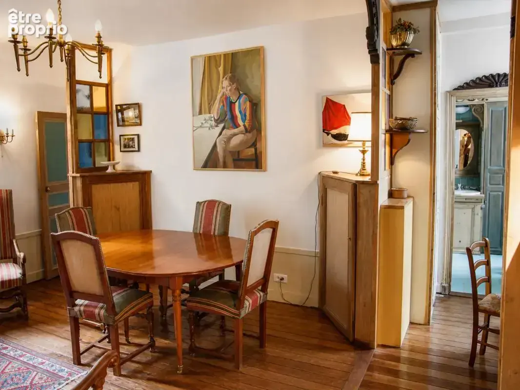 Deux-pièces de charme au cœur du quartier du Cherche-Midi - photo 3