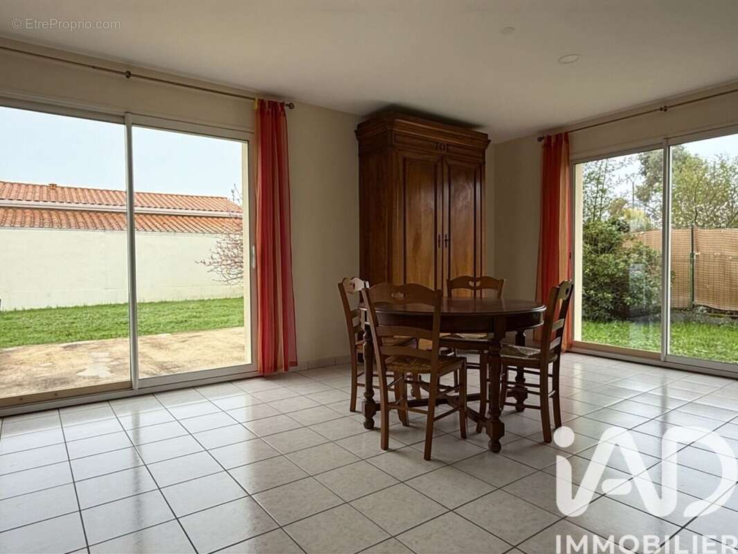 Photo 4 - Maison à THENAC