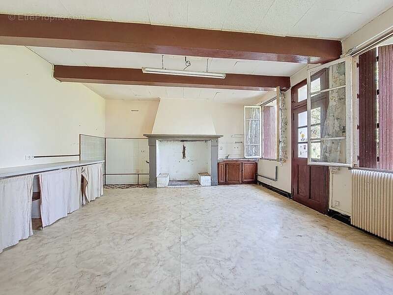 Maison à MEZIN