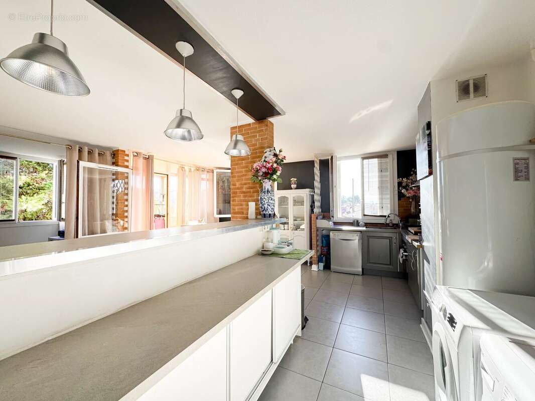 Appartement à VITROLLES