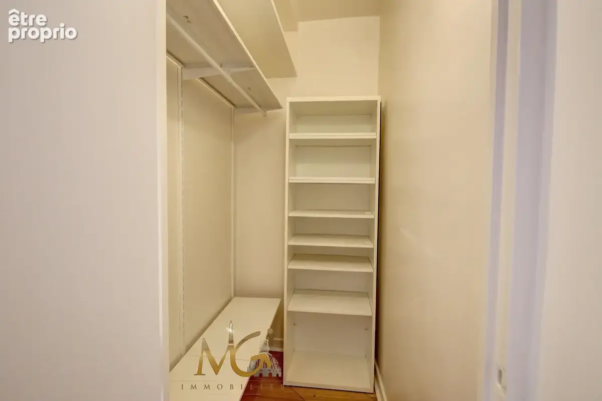 3 pieces de 52,09m2 avec 2 chambres au calme dans bel immeuble ancien - photo 13