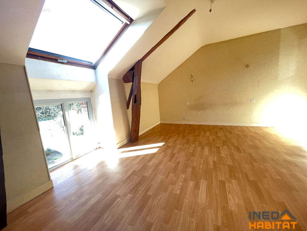 Maison à LA MEZIERE