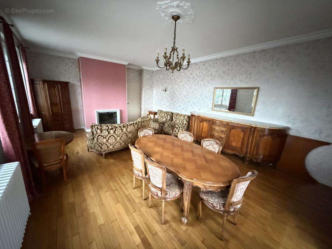 Maison à LA FERTE-BERNARD