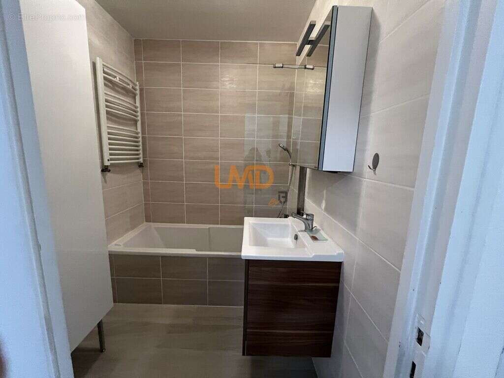 Appartement à NYONS