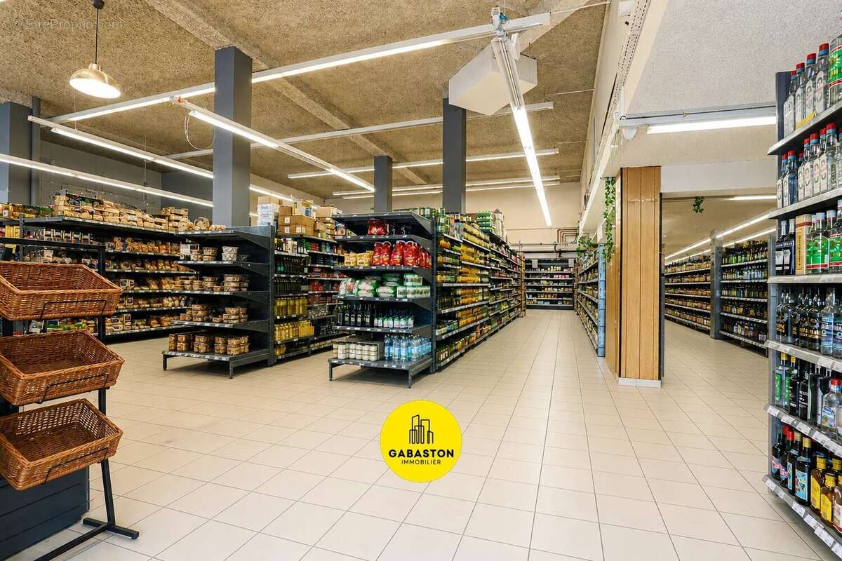 Commerce à MARSEILLE-13E