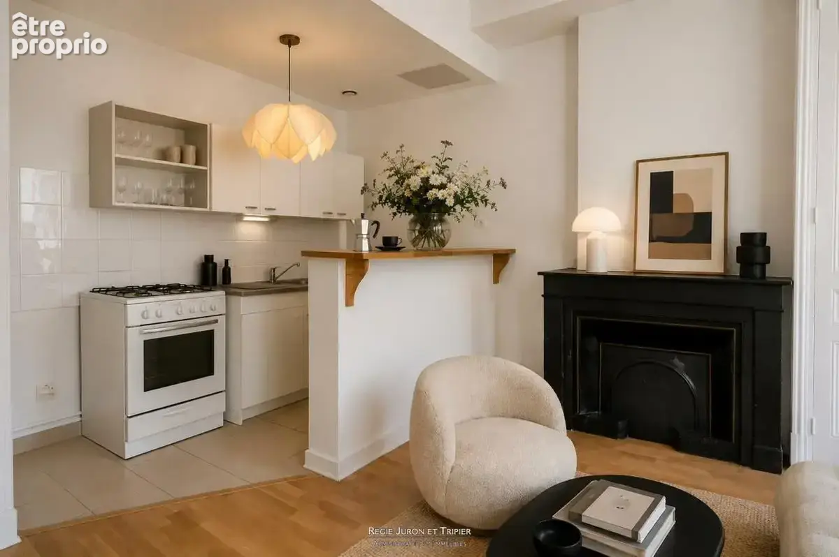 Rue de Sèze - Appartement 2 pièces en étage élevé sur cour - photo 2