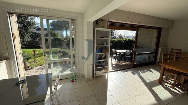 Maison à PORTES-LES-VALENCE