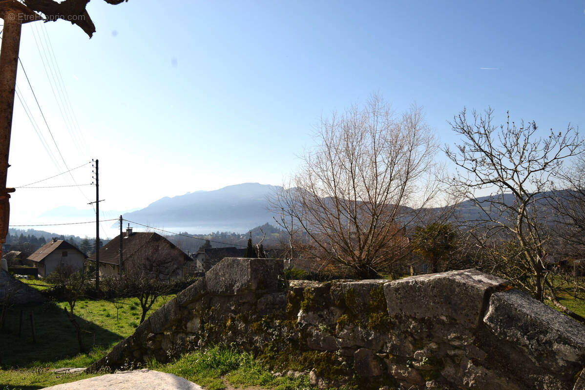 Maison à CHINDRIEUX
