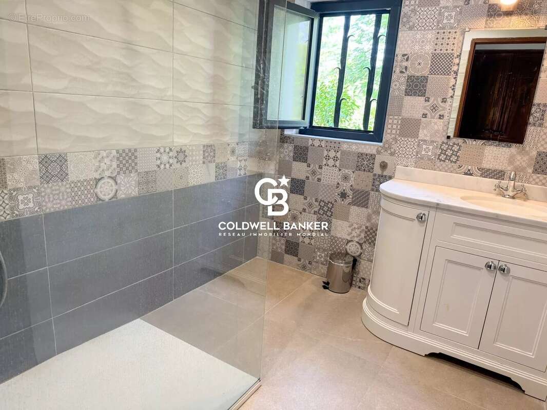 Maison à PIERREFEU-DU-VAR