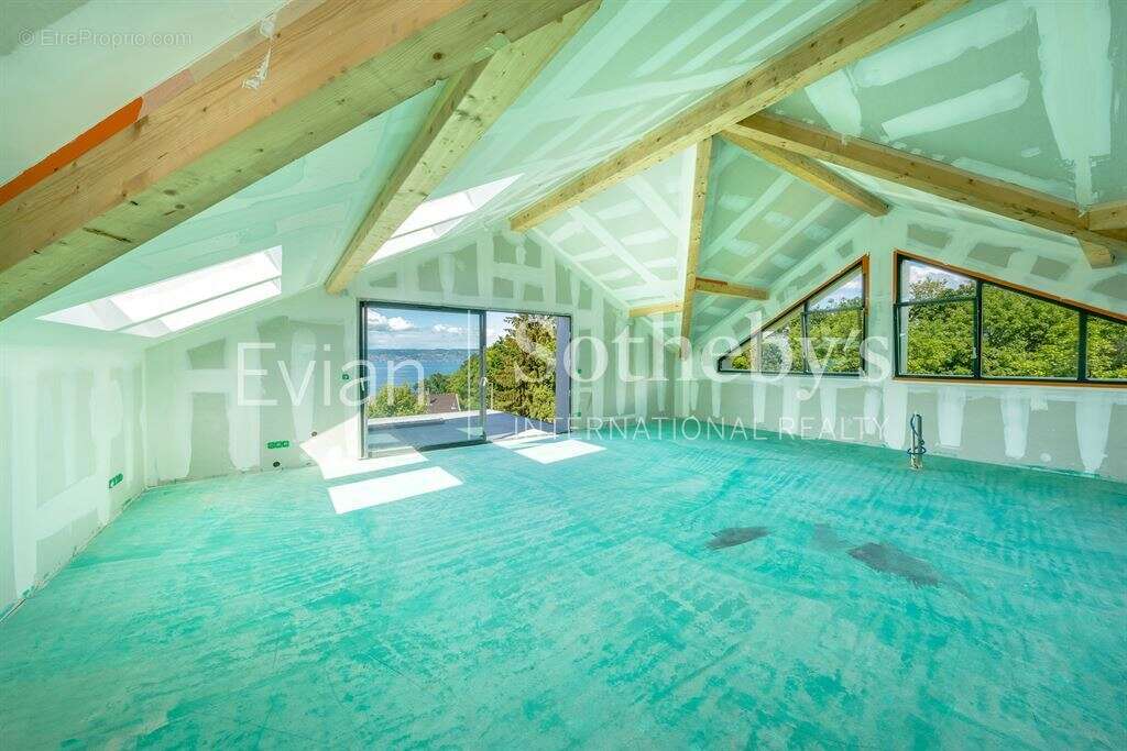 Appartement à NEUVECELLE