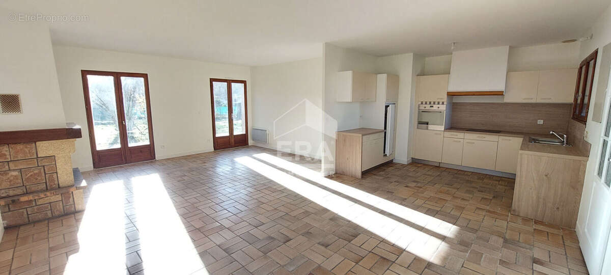 Maison à SAINT-MAGNE