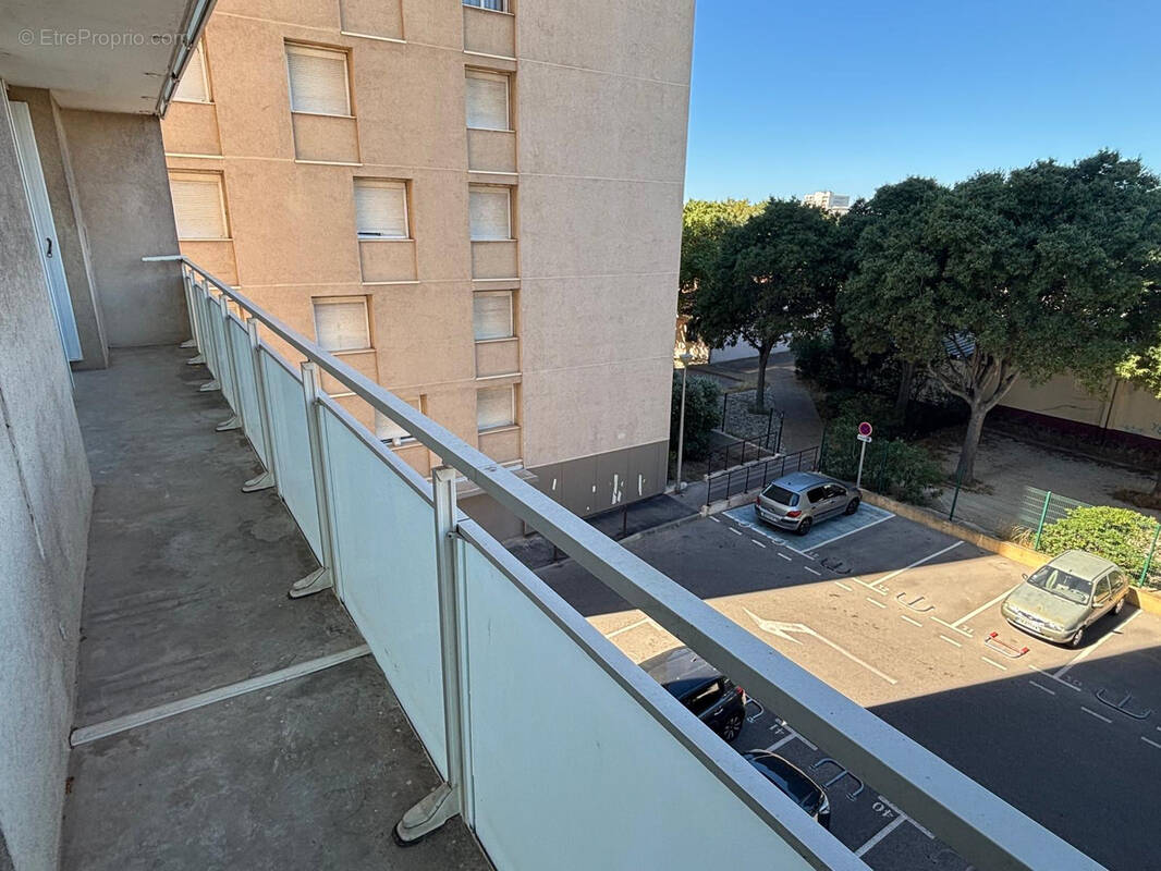 Appartement à PORT-DE-BOUC
