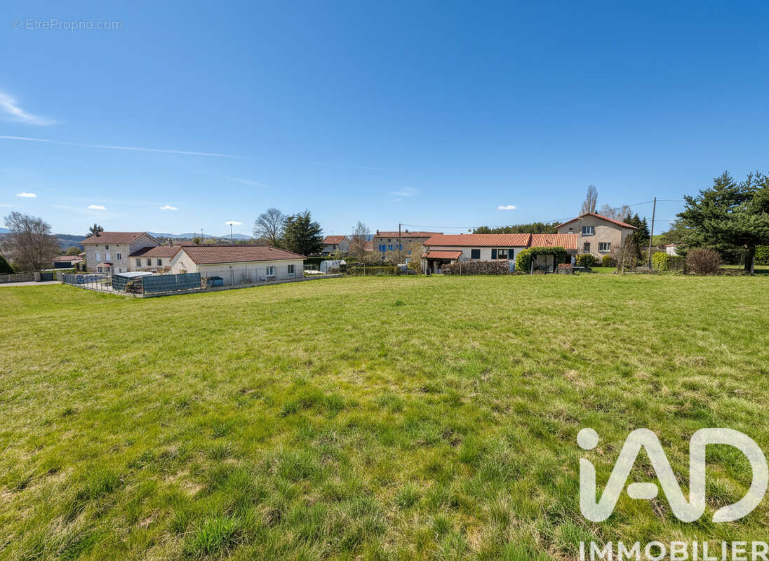 Photo 2 - Terrain à LES VILLETTES