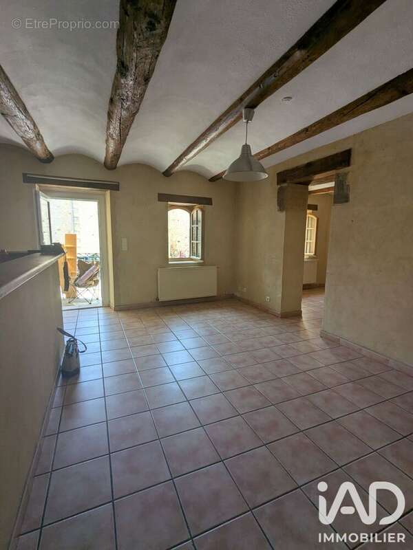 Maison 89 m² à Pouzilhac  - photo 4