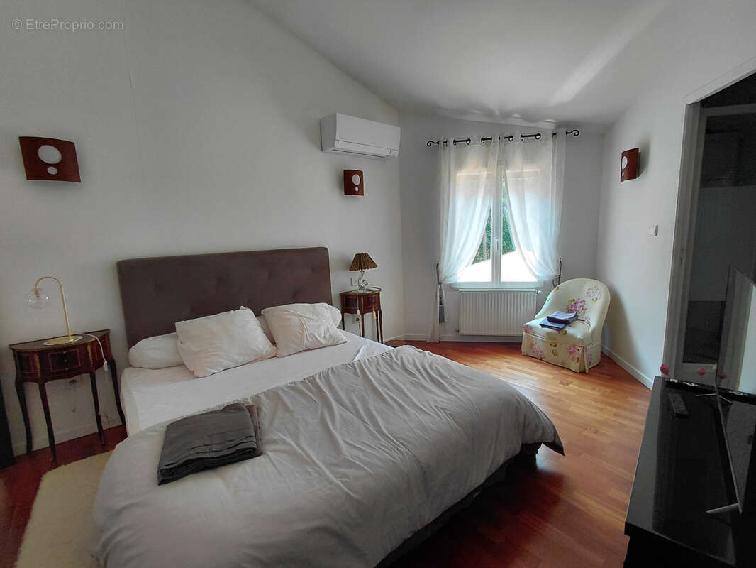 Grand Plain-pied confort 5 chambres Coulounieix-Chamiers - photo 6