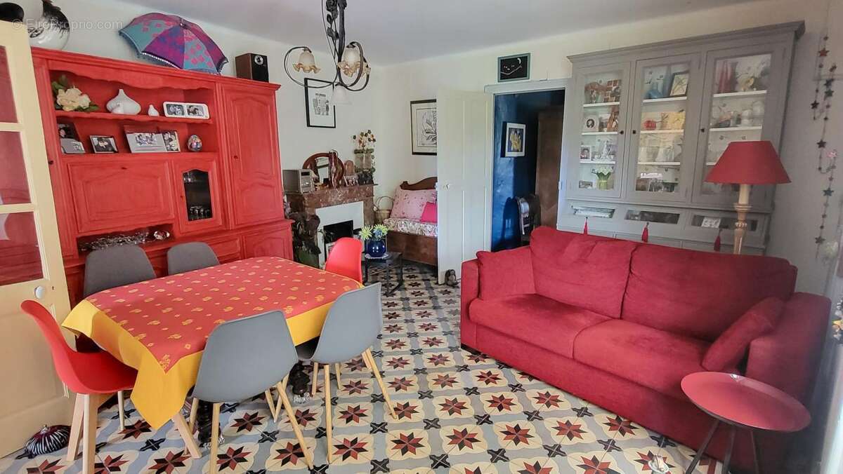 Maison à JOYEUSE