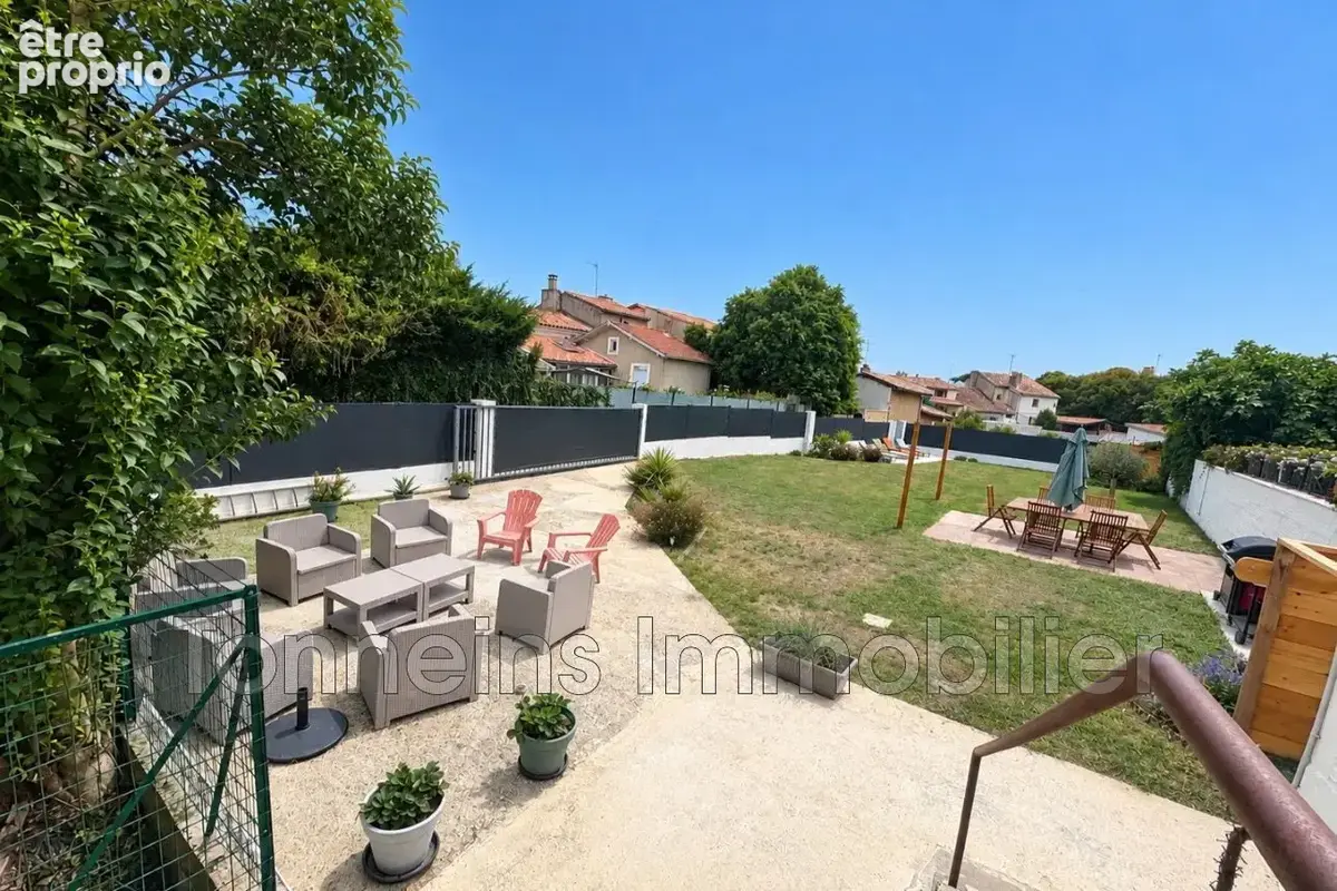 Maison 5 pièces 130 m² à vendre à Le Mas-D'agenais (47430) - photo 2