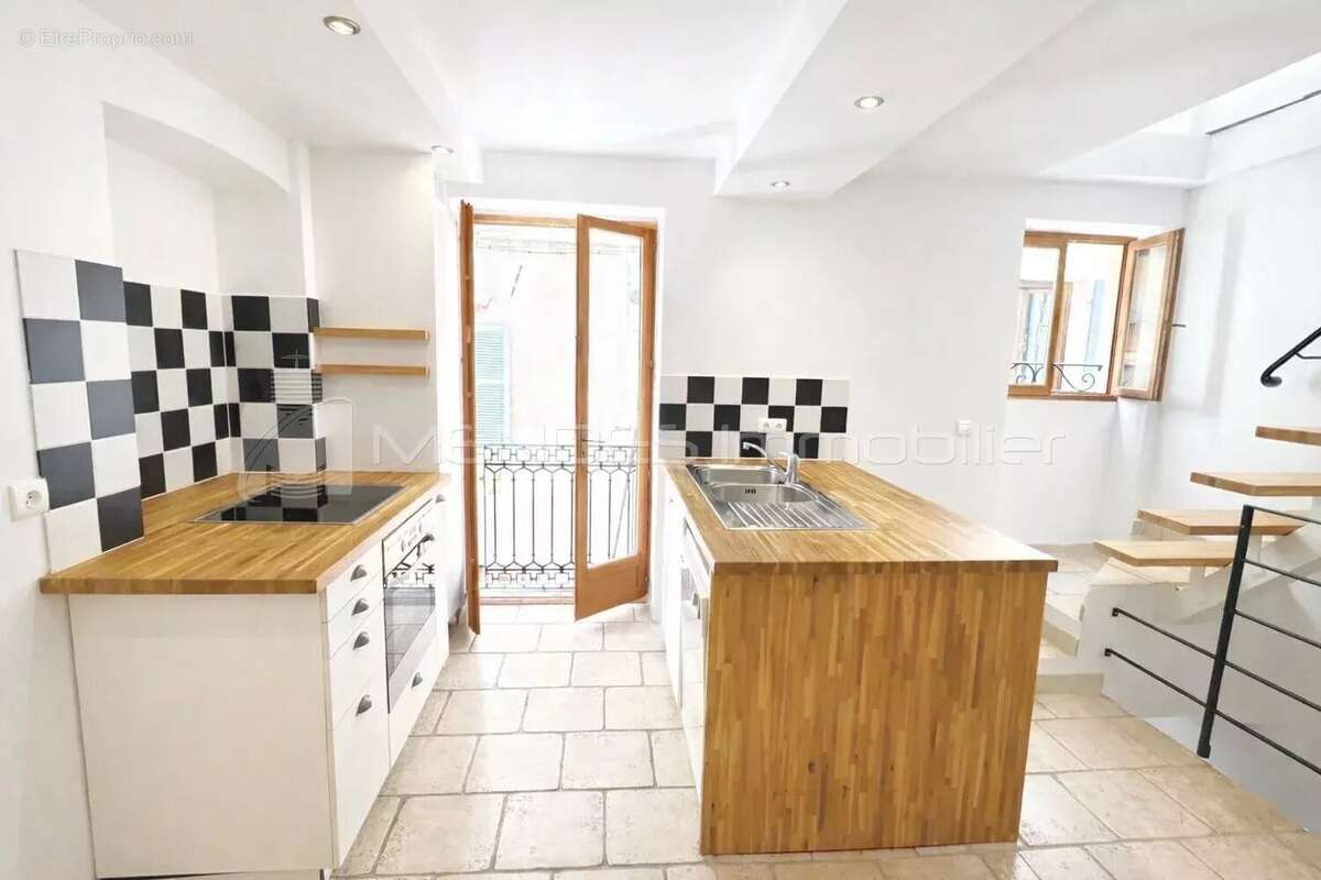 Maison à ROQUEBRUNE-CAP-MARTIN