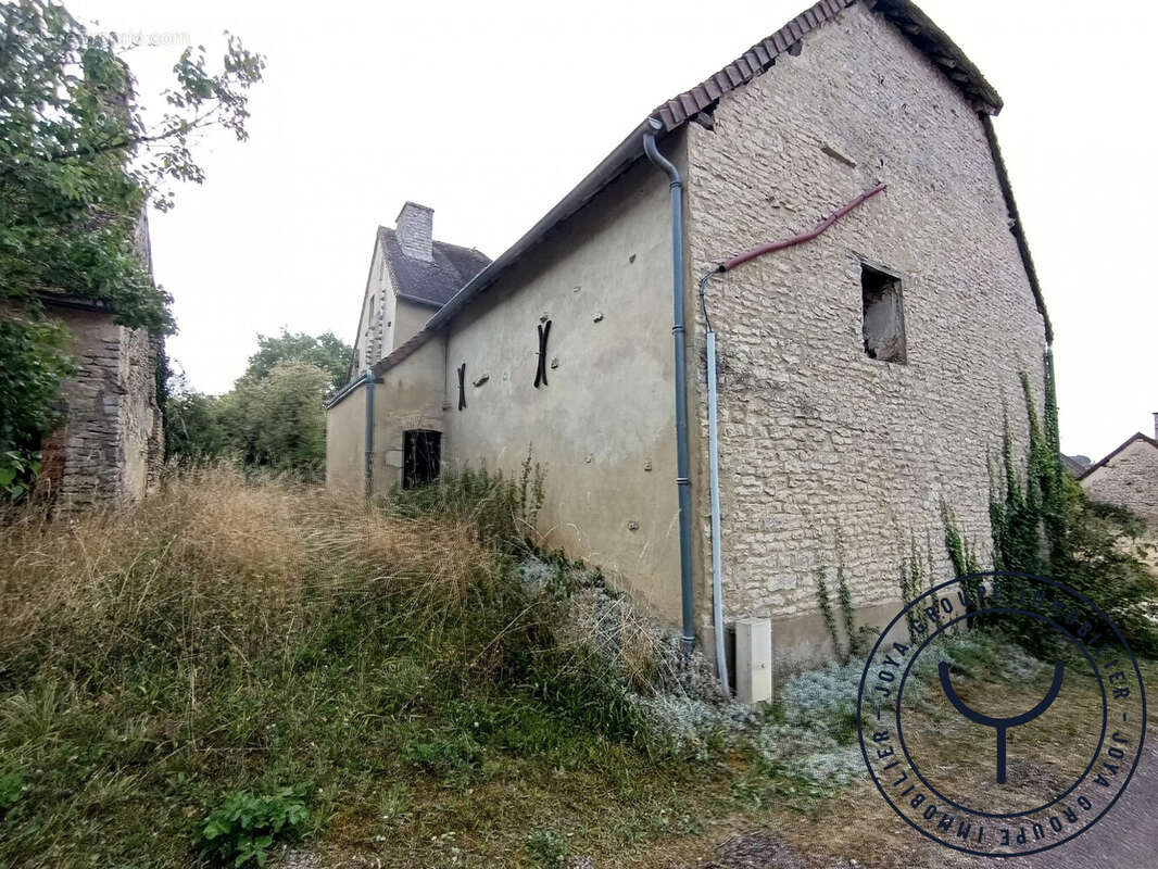 Maison à PARGUES