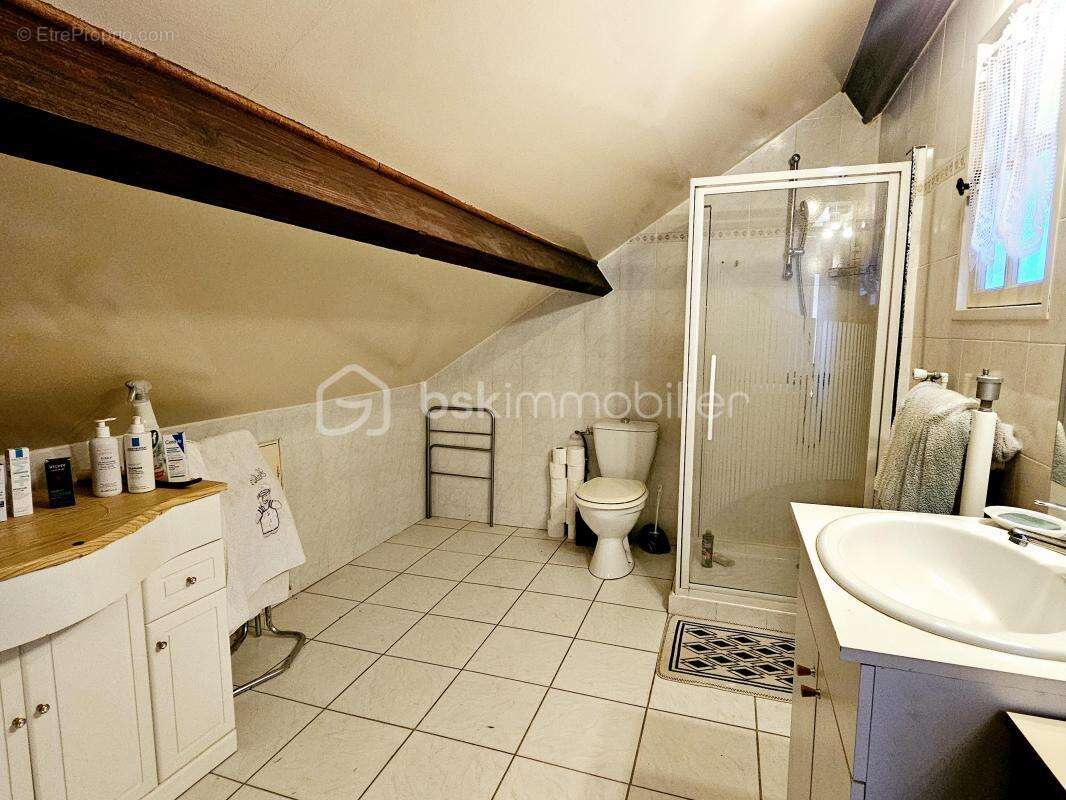 Maison à FAREMOUTIERS