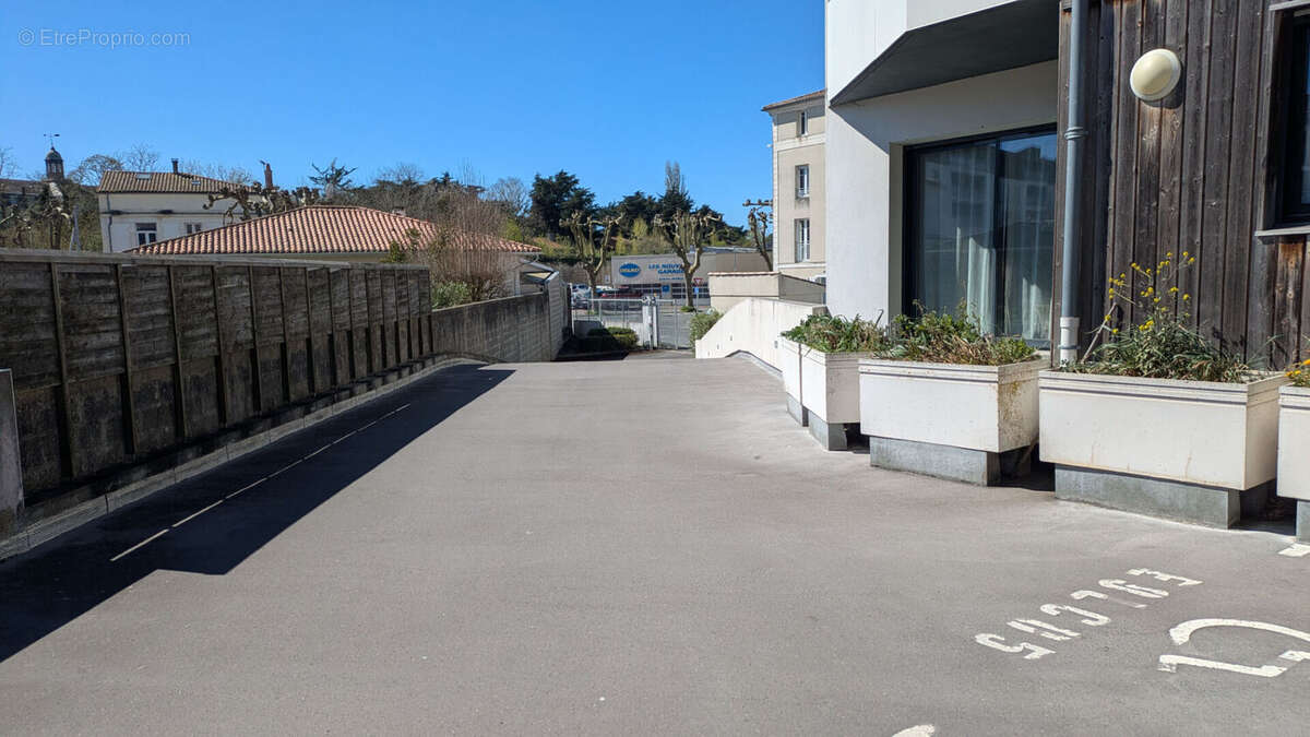 Parking à ROCHEFORT