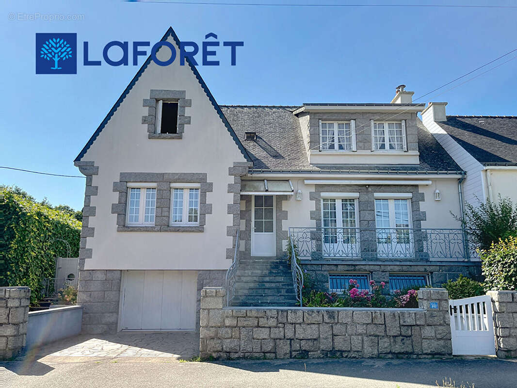 Maison à PLUMELIAU