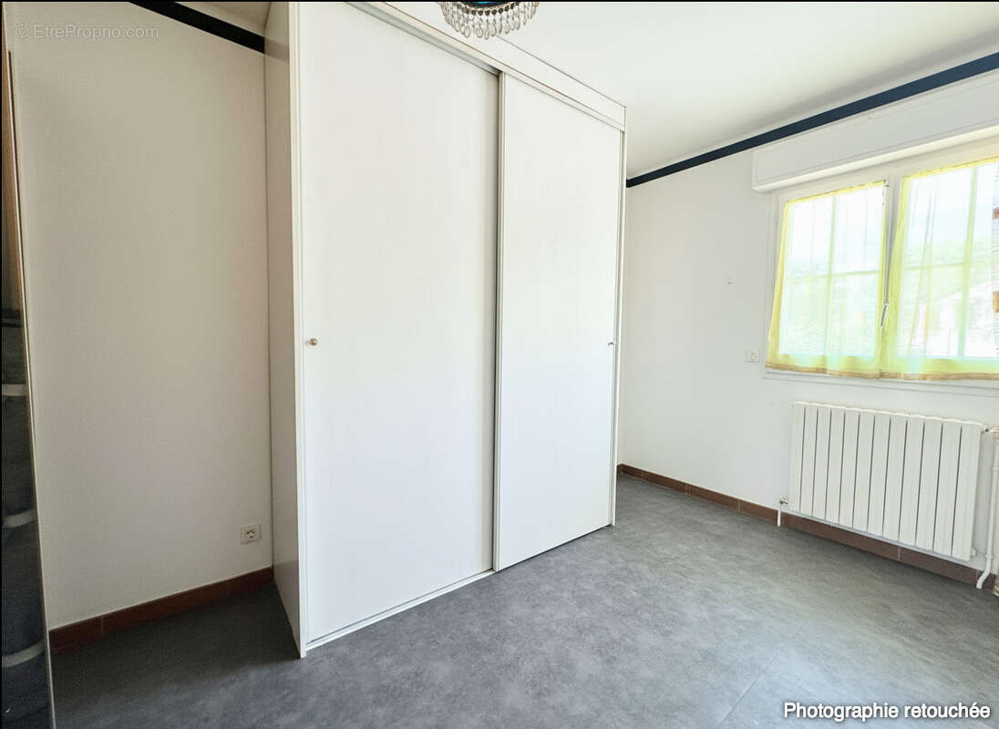 Maison à BESSE-SUR-ISSOLE