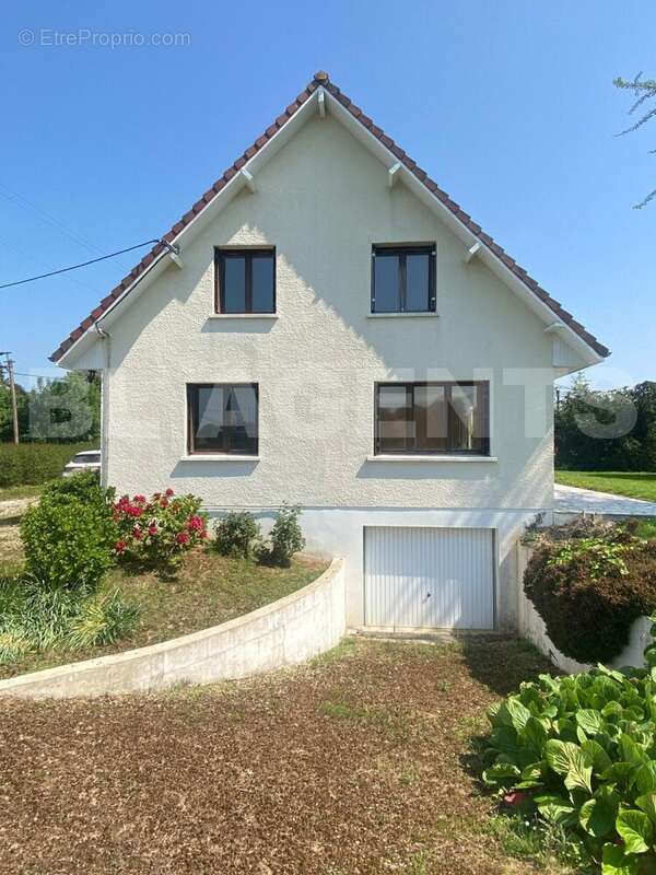 WhatsApp Image 2025-05-19 à 18 - Maison à AVREMESNIL