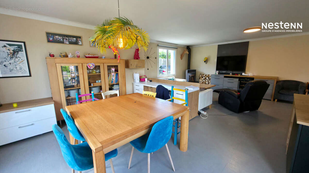 Maison à QUILLY