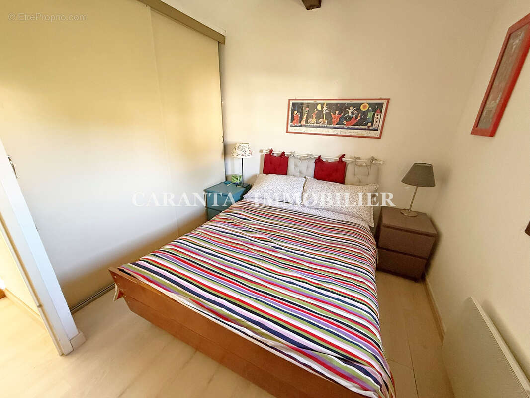 Appartement à ROQUEBRUNE-SUR-ARGENS