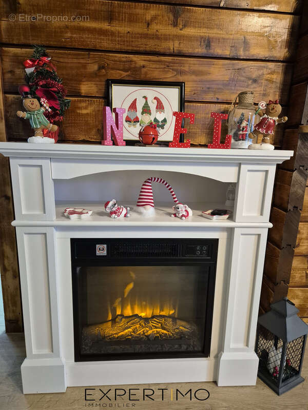 Maison à NIEUIL-L'ESPOIR