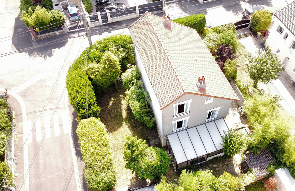 Maison à CHELLES