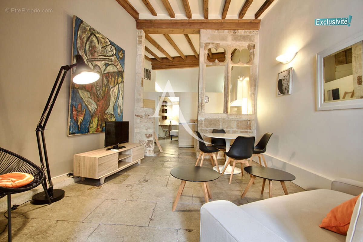 Montpellier centre - superbe t2 rénové de 40 m² avec mezzanine et balcon de ville - climatisation - photo 4